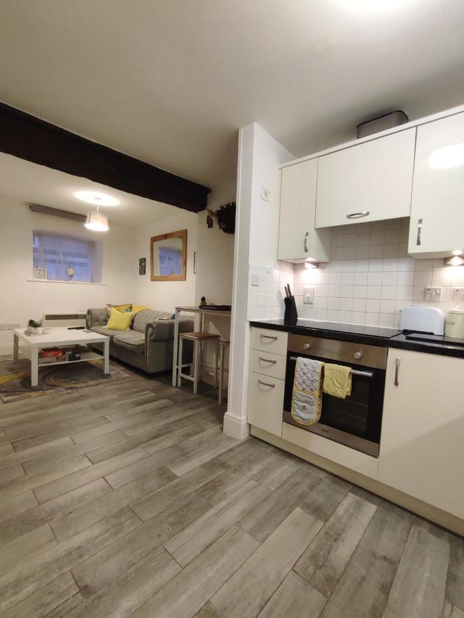 Cosy Riverside Apartment - Free Parking York Buitenkant foto
